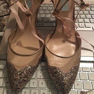 Betsy Johnson Blue Women’s Stela Ro 9.5 gold